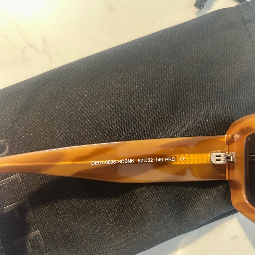 DIFF Katie 52mm Gradient Rectangle Sunglasses – T… - image 6